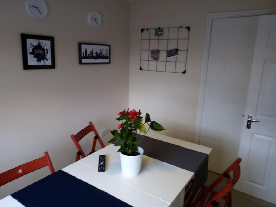 Welcome To Apartamento Coventry